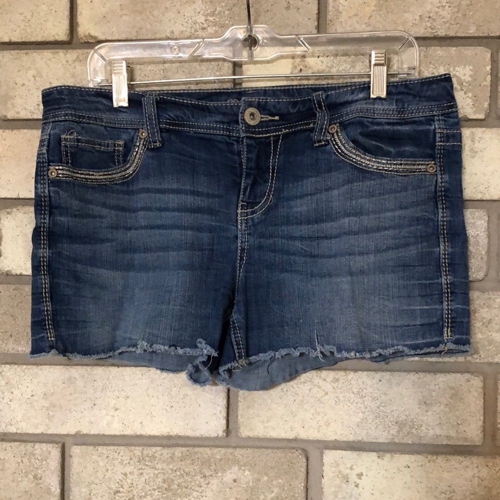 3For$20 jeans shorts size 9/10